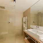 Quality Hosts Arlberg - Goldenes Kreuz Hotel 3*