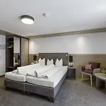 Hotel Quality Hosts Arlberg - Goldenes Kreuz St. Anton am Arlberg