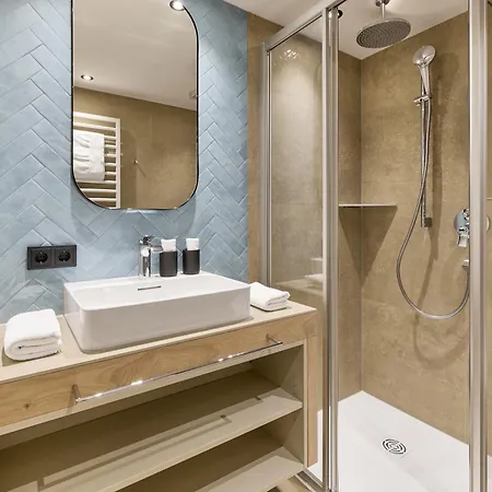 Quality Hosts Arlberg - Hotel Goldenes Kreuz B&B - Sommerkarte Premium Inklusive