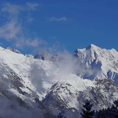 Quality Hosts Arlberg - Goldenes Kreuz 3*
