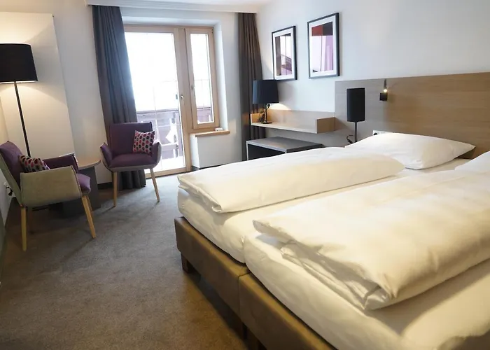 Quality Hosts Arlberg - Goldenes Kreuz 圣安东阿尔贝格