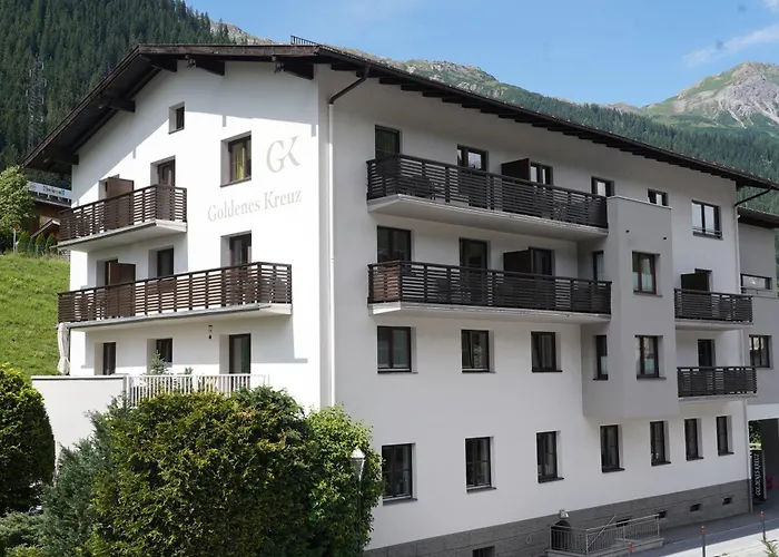 Quality Hosts Arlberg - Goldenes Kreuz 3* 圣安东阿尔贝格