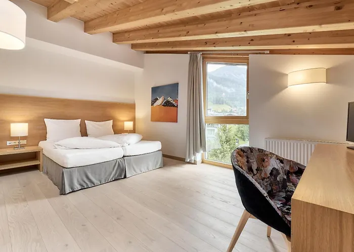 Quality Hosts Arlberg - Goldenes Kreuz 3*