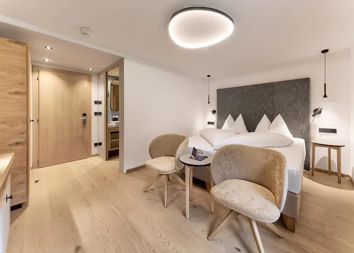 Quality Hosts Arlberg - Goldenes Kreuz 3* 圣安东阿尔贝格