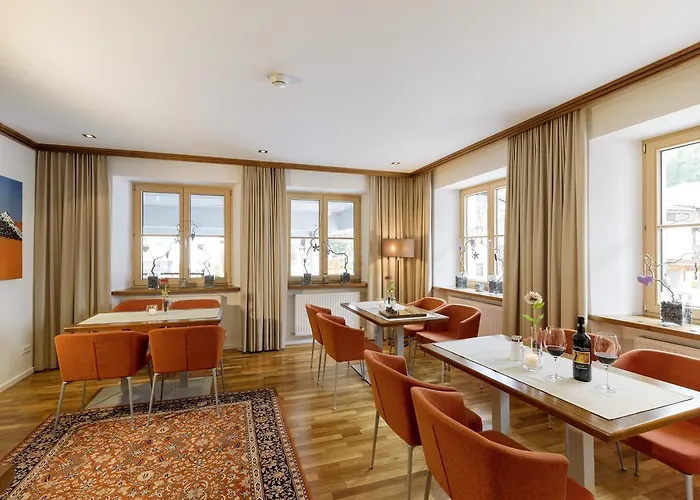 酒店 Quality Hosts Arlberg - Goldenes Kreuz 3*