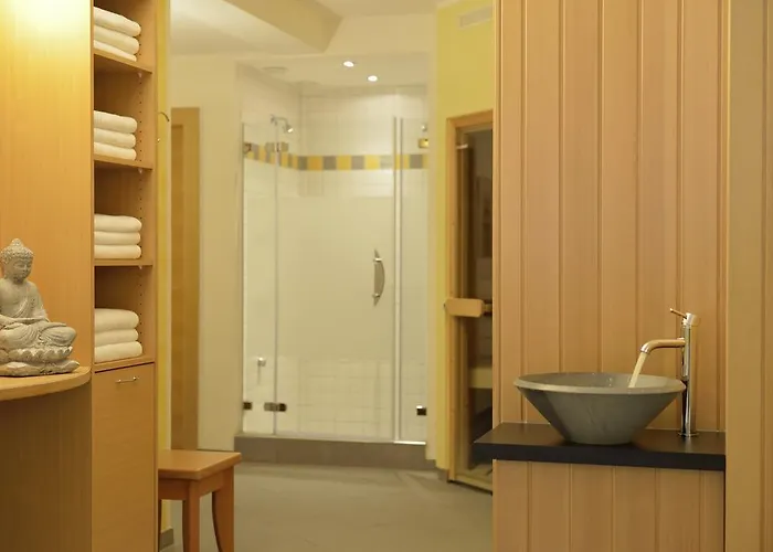 酒店 Quality Hosts Arlberg - Goldenes Kreuz 圣安东阿尔贝格