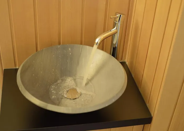 酒店 Quality Hosts Arlberg - Goldenes Kreuz