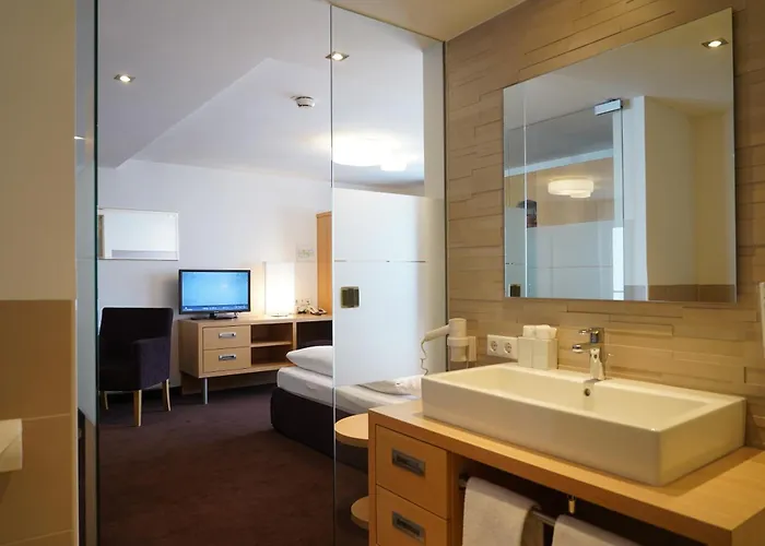 酒店 Quality Hosts Arlberg - Goldenes Kreuz 3*