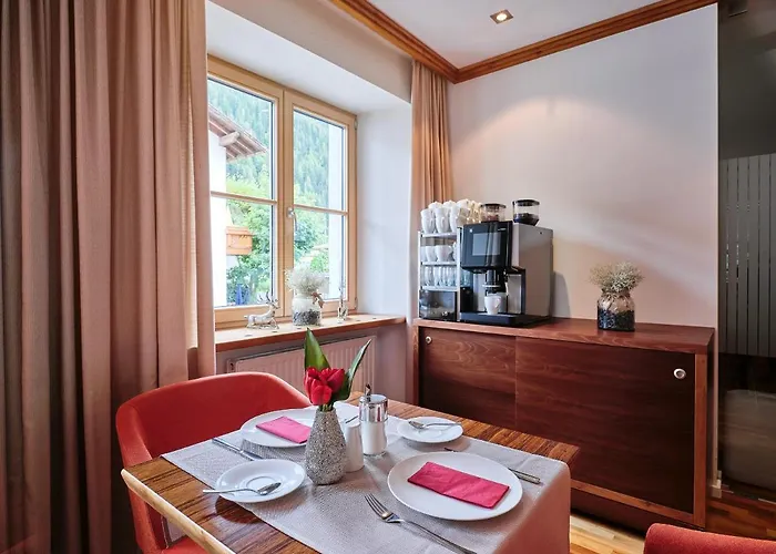 Quality Hosts Arlberg - Goldenes Kreuz 圣安东阿尔贝格