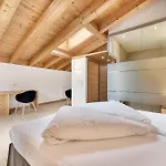 Quality Hosts Arlberg - Goldenes Kreuz Hotel