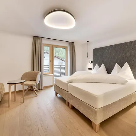 Quality Hosts Arlberg - Goldenes Kreuz 3* サンクト・アントン・アム・アールベルク