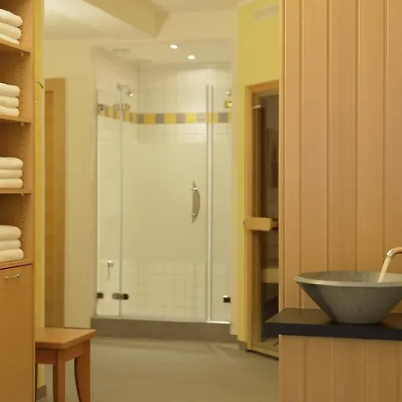 ホテル Quality Hosts Arlberg - Goldenes Kreuz サンクト・アントン・アム・アールベルク